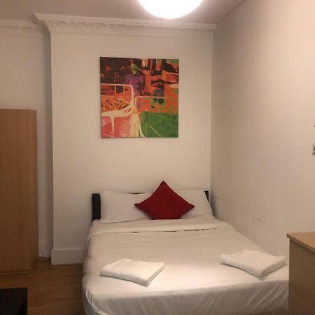 Poplar Guest House London Exteriör bild