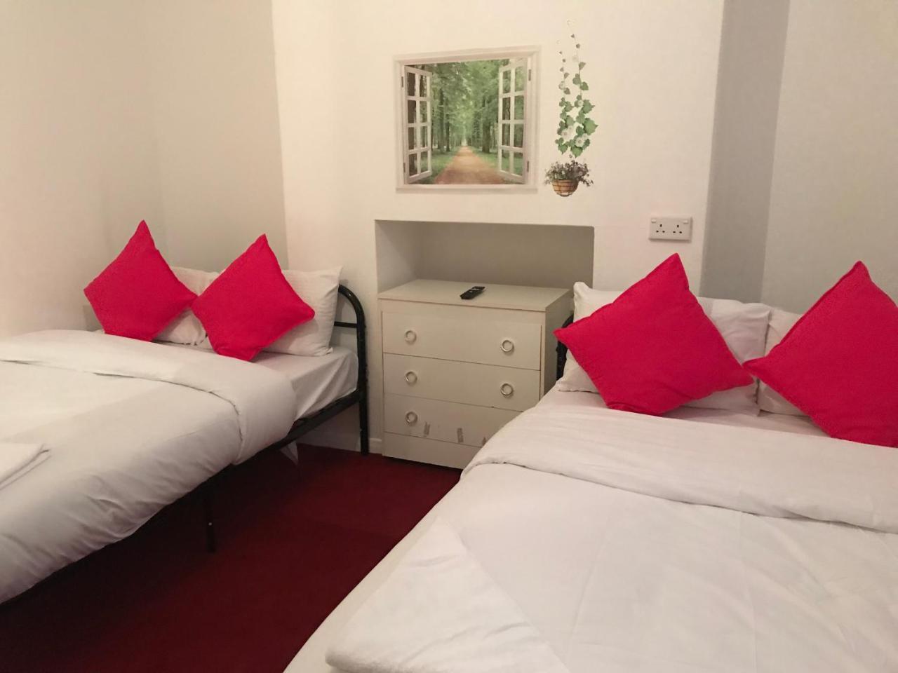 Poplar Guest House London Exteriör bild