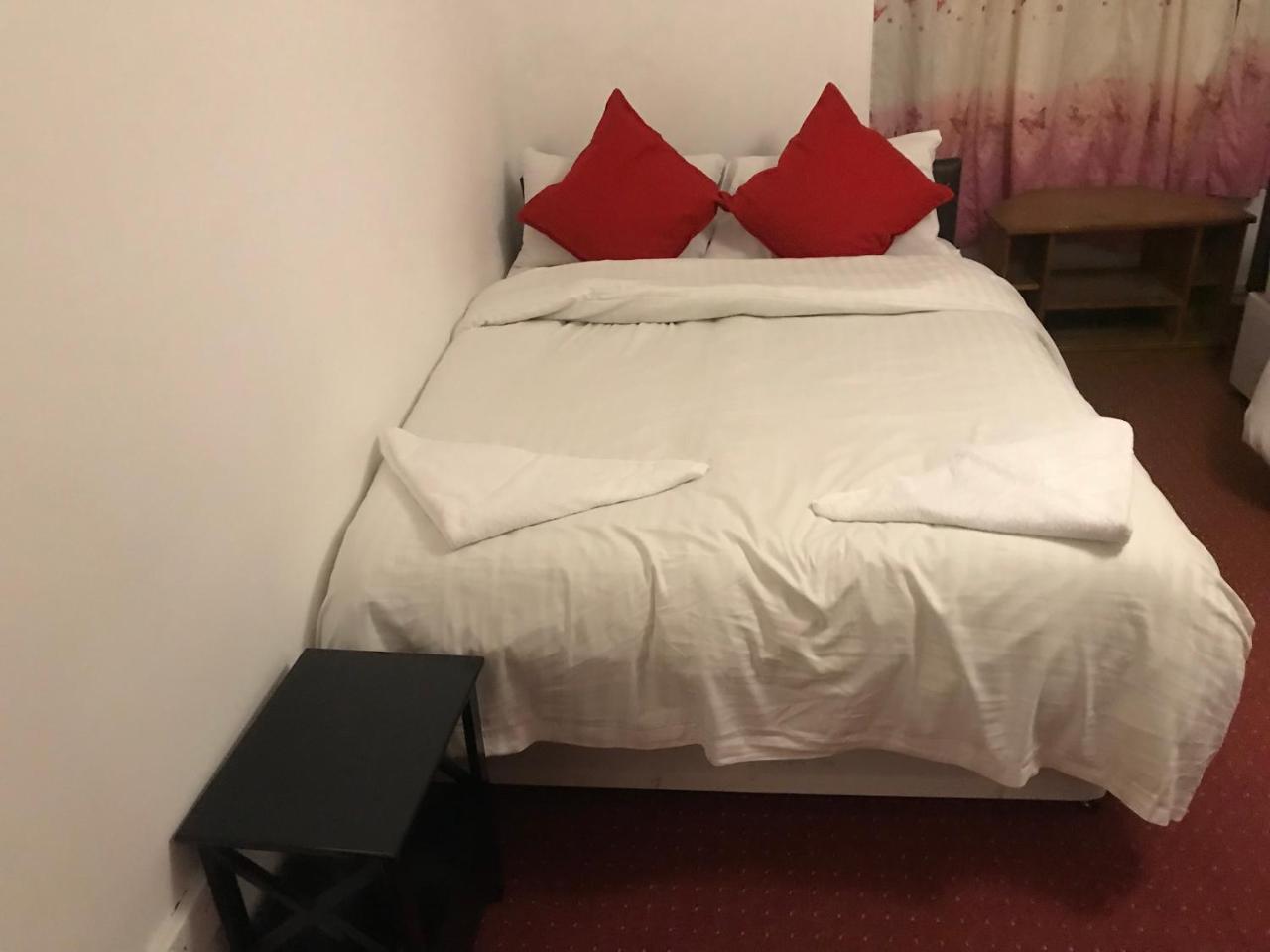 Poplar Guest House London Exteriör bild
