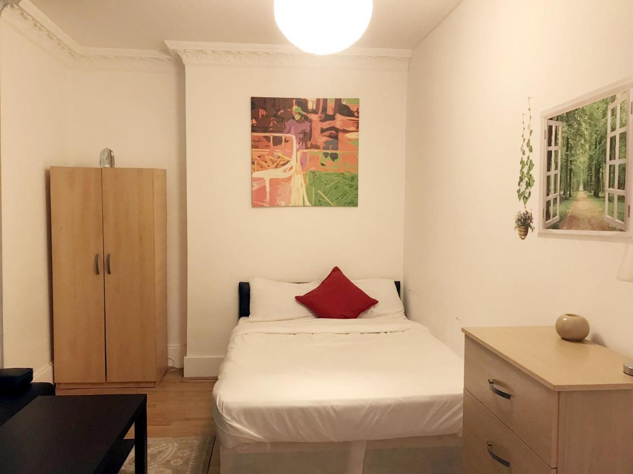 Poplar Guest House London Exteriör bild
