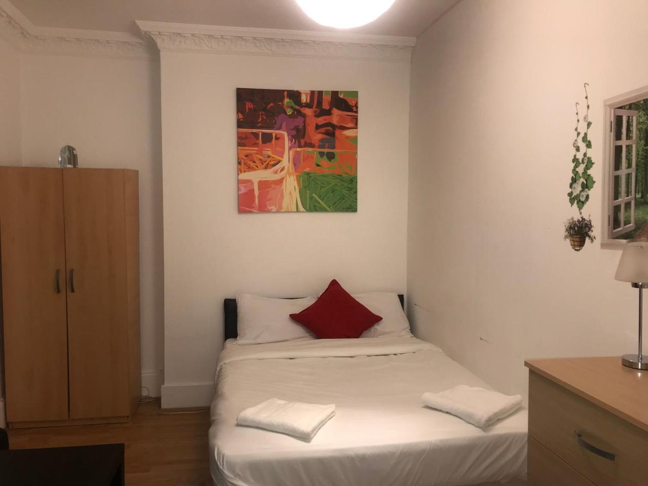 Poplar Guest House London Exteriör bild